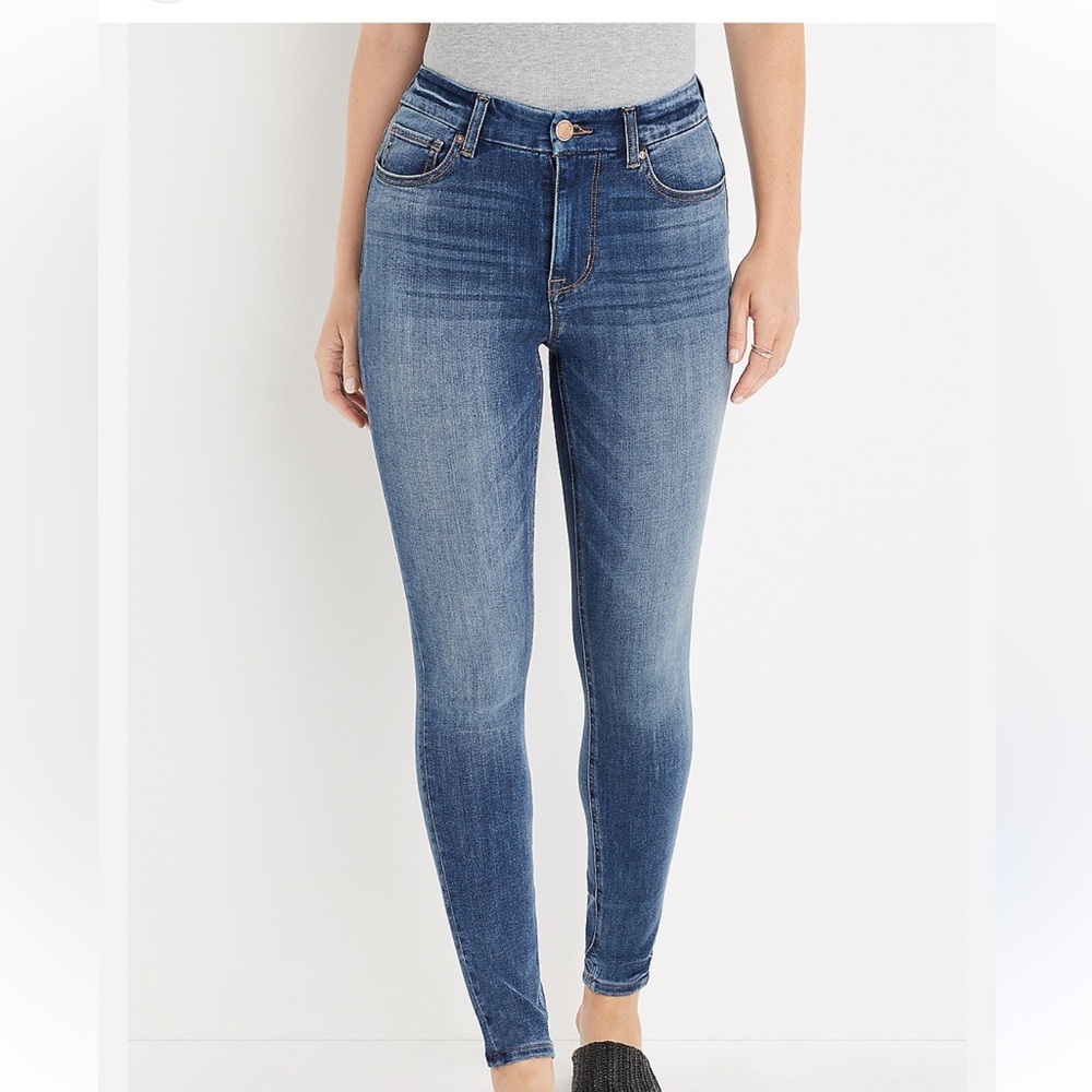 Maurices M Jeans Jegging Large Short NWOT